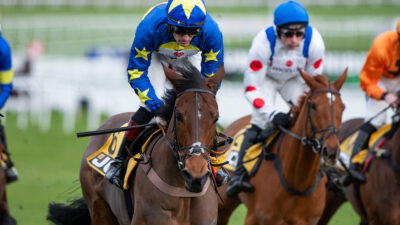 Sandown & Leicester Racing Tips – GG Lucky 15 Tips for Saturday 25 April