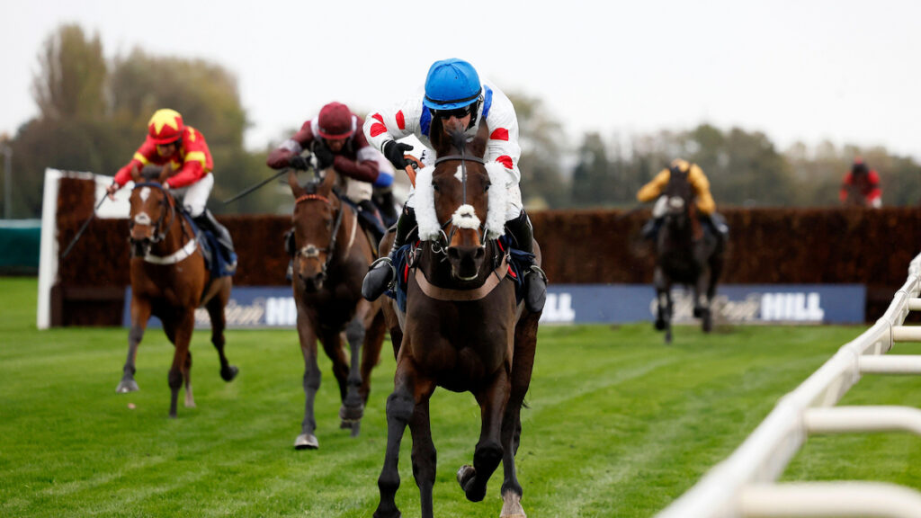Old Roan Chase Trends 2026: Dave Young analyses Aintree’s Grade 2 handicap chase
